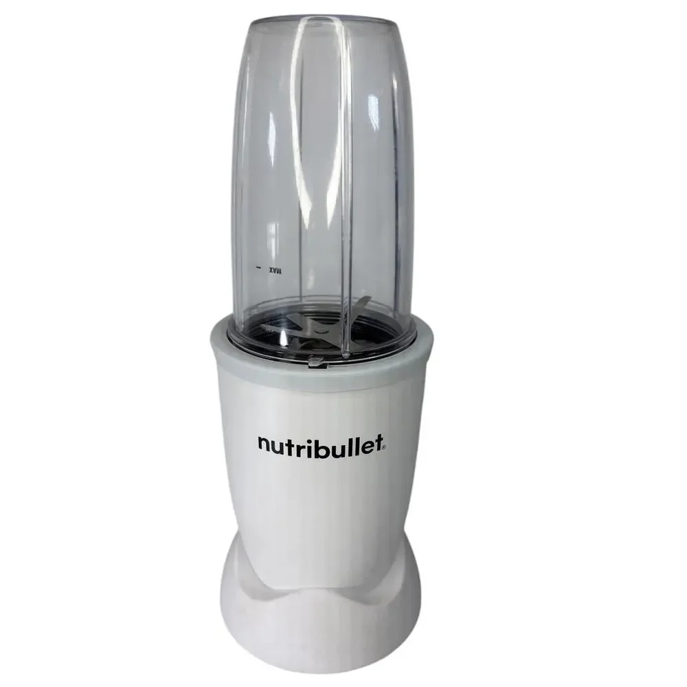 NutriBullet 900 White with 24 oz & 32 oz Cups
